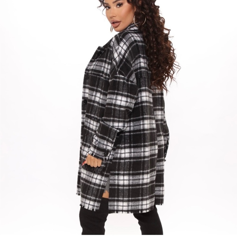 Fashion nova shacket XL
